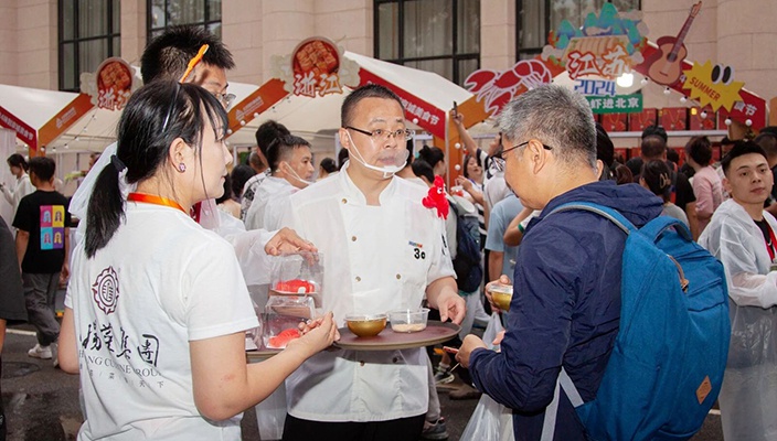 以食為媒，淮揚(yáng)菜品鑒堂受邀參展“北京國(guó)際美食薈”